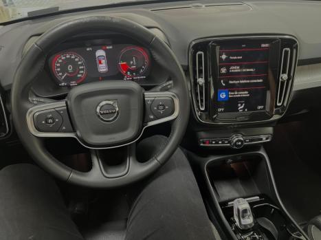 VOLVO XC40 1.5 16V 4P T5 RECHARGE H�BRIDO INSCRIPTION GEARTRONIC AUTOM�TICO, Foto 9