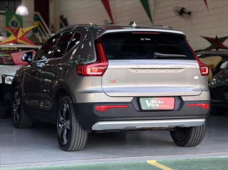 VOLVO XC40 1.5 16V 4P T5 RECHARGE H�BRIDO INSCRIPTION GEARTRONIC AUTOM�TICO, Foto 7
