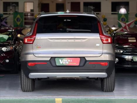 VOLVO XC40 1.5 16V 4P T5 RECHARGE H�BRIDO INSCRIPTION GEARTRONIC AUTOM�TICO, Foto 8