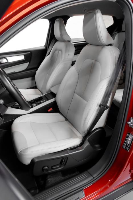 VOLVO XC40 2.0 16V 4P T4 TURBO GEARTRONIC AUTOM�TICO, Foto 7