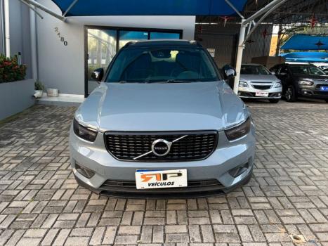 VOLVO XC40 2.0 16V 4P T5 TURBO R-DESIGN AWD GEARTRONIC AUTOM�TICO, Foto 2