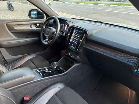 VOLVO XC40 2.0 16V 4P T5 TURBO R-DESIGN AWD GEARTRONIC AUTOM�TICO, Foto 11