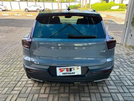 VOLVO XC40 2.0 16V 4P T5 TURBO R-DESIGN AWD GEARTRONIC AUTOM�TICO, Foto 4