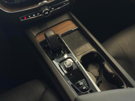 VOLVO XC60 2.0 16V 4P T8 RECHARGE HBRIDO INSCRIPTION EXPRESSION AWD TURBO GEARTRONIC AUTOMTICO, Foto 17