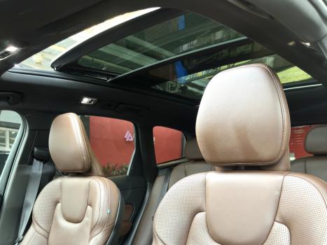 VOLVO XC60 2.0 16V 4P T8 HYBRID INSCRIPTION AWD GEARTRONIC AUTOM�TICO, Foto 3