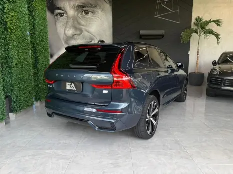 VOLVO XC60 2.0 16V 4P T8 RECHARGE H�BRIDO ULTIMATE DARK AWD TURBO GEARTRONIC AUTOM�TICO, Foto 10