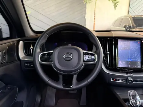 VOLVO XC60 2.0 16V 4P T8 RECHARGE H�BRIDO ULTIMATE DARK AWD TURBO GEARTRONIC AUTOM�TICO, Foto 15