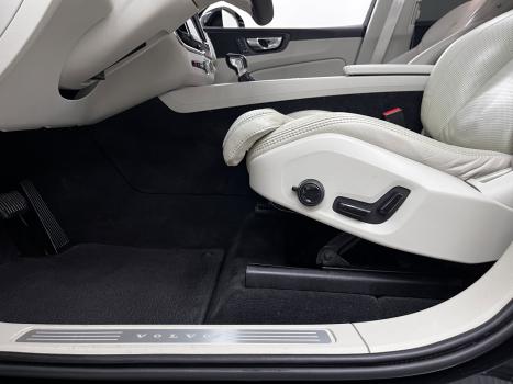 VOLVO XC60 2.0 16V 4P T8 HYBRID INSCRIPTION AWD GEARTRONIC AUTOM�TICO, Foto 17