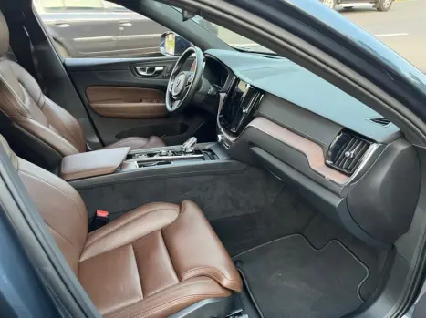 VOLVO XC60 2.0 16V 4P T8 HYBRID INSCRIPTION AWD GEARTRONIC AUTOM�TICO, Foto 7