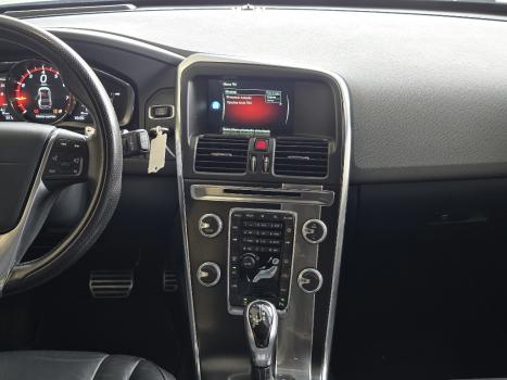 VOLVO XC60 2.0 4P T5 R DESIGN TURBO AUTOM�TICO, Foto 8