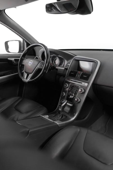 VOLVO XC60 2.0 4P T5 MOMENTUM TURBO AUTOM�TICO, Foto 8