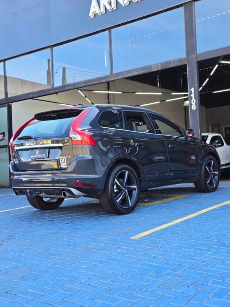 VOLVO XC60 2.0 4P T5 R DESIGN TURBO AUTOM�TICO, Foto 4