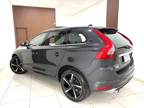 VOLVO XC60 2.0 4P T5 R DESIGN TURBO AUTOM�TICO, Foto 4