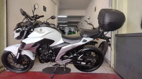 YAMAHA FZ 25 250 Fazer Flex , Foto 2