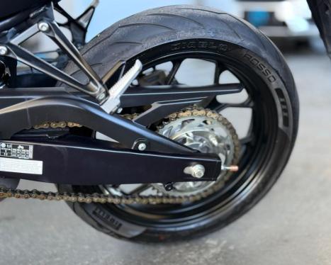 YAMAHA MT-03 300 ABS, Foto 8