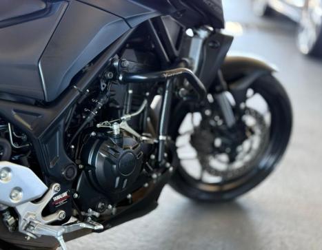 YAMAHA MT-03 300 ABS, Foto 11
