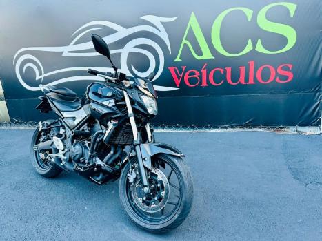 YAMAHA MT-03 300 ABS, Foto 9