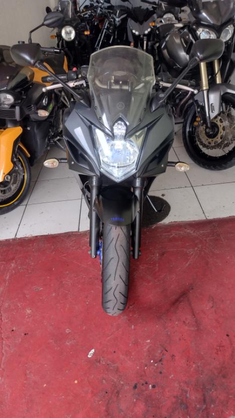YAMAHA XJ6 600 F, Foto 3