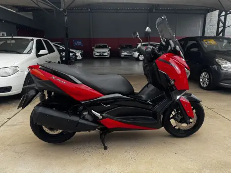 YAMAHA XMax 250 , Foto 2
