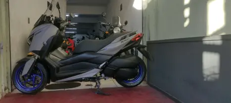 YAMAHA XMax 250 , Foto 2