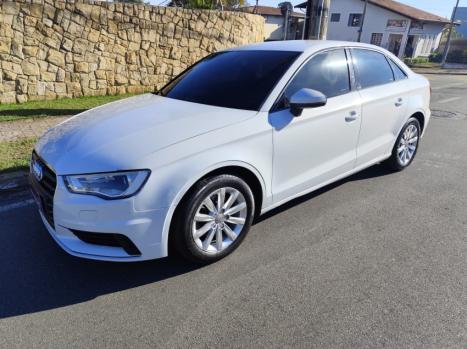 AUDI A3 1.4 16V 4P TFSI ATTRACTION S-TRONIC AUTOMTICO, Foto 3