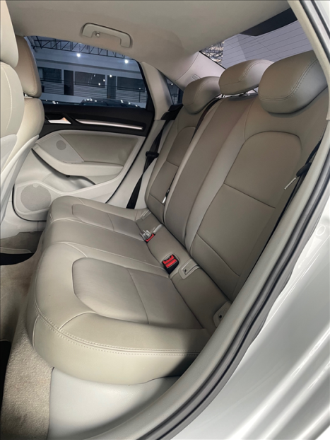 AUDI A3 Sedan 1.4 16V 4P TFSI S-TRONIC AUTOMTICO, Foto 9