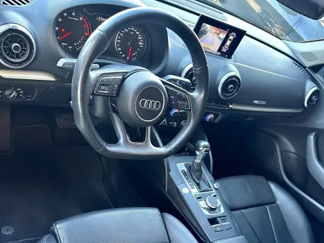 AUDI A3 Sedan , Foto 4