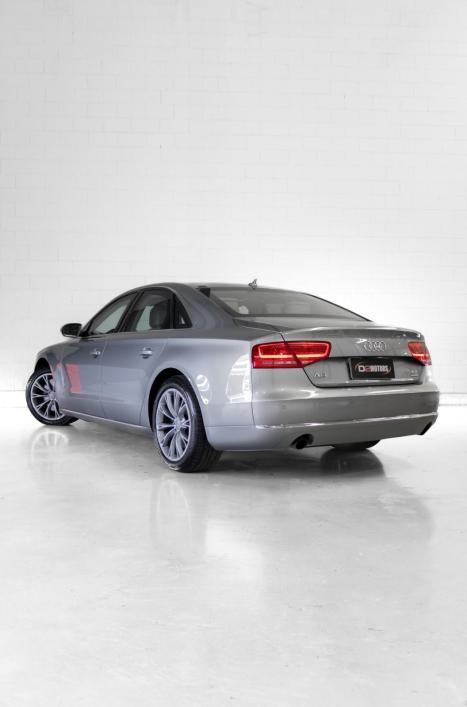 AUDI A8 4.2 V8 32V 4P TFSI QUATTRO AUTOMTICO, Foto 2