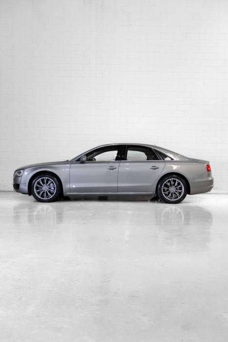 AUDI A8 4.2 V8 32V 4P TFSI QUATTRO AUTOMTICO, Foto 4
