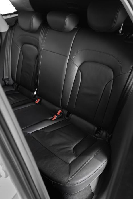 AUDI Q3 1.4 4P TFSI AMBIENTE S-TRONIC AUTOMTICO, Foto 6