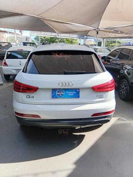 AUDI Q3 2.0 4P TFSI AMBIENTE QUATTRO S-TRONIC AUTOMTICO, Foto 8