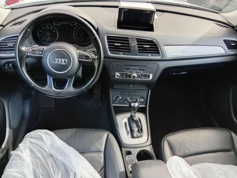 AUDI Q3 2.0 4P TFSI AMBIENTE QUATTRO S-TRONIC AUTOMTICO, Foto 11