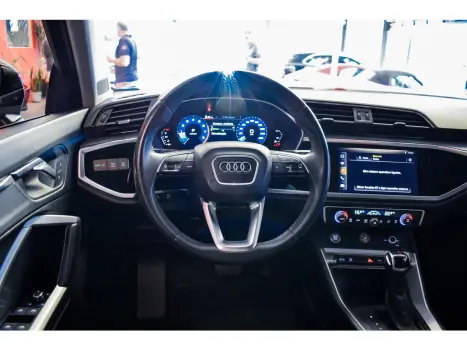 AUDI Q3 , Foto 5