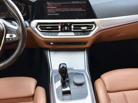 BMW 320I , Foto 14