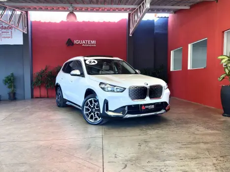 BMW IX1 , Foto 10