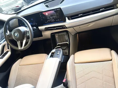 BMW IX1 , Foto 17