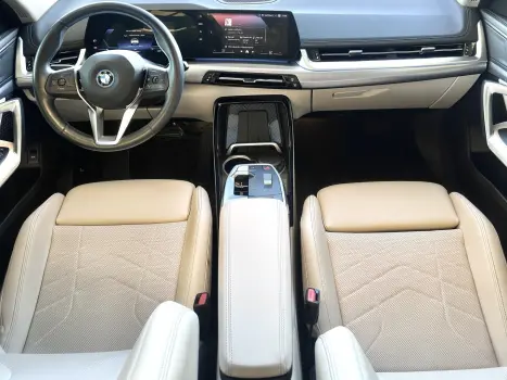 BMW IX1 , Foto 18