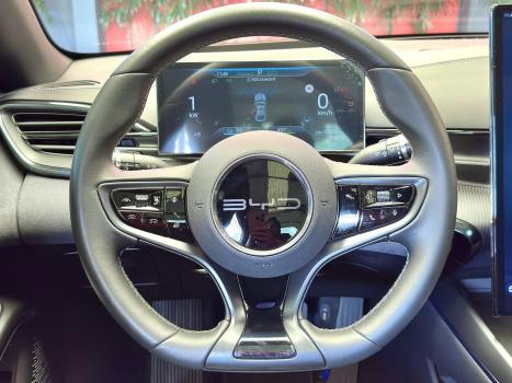 BYD Yan Plus EV 60,8 KW ELTRICO, Foto 2