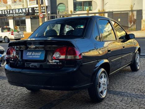 CHEVROLET Classic Sedan 1.0 4P, Foto 4