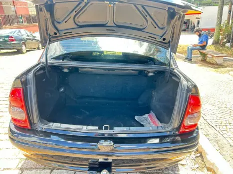 CHEVROLET Classic Sedan 1.0 4P FLEX LIFE, Foto 6