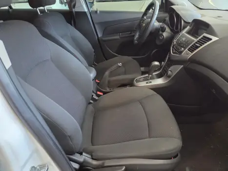 CHEVROLET Cruze Sedan 1.8 16V 4P LT ECOTEC FLEX AUTOMTICO, Foto 4