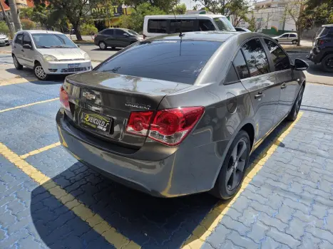 CHEVROLET Cruze Sedan 1.8 16V 4P LT ECOTEC FLEX AUTOMTICO, Foto 2