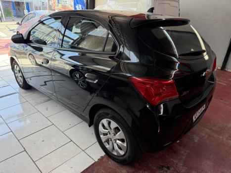 CHEVROLET Onix Hatch 1.0 4P FLEX JOY BLACK, Foto 3