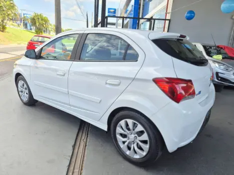 CHEVROLET Onix Hatch 1.4 4P FLEX LT, Foto 3
