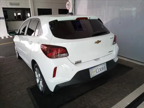 CHEVROLET Onix Hatch 1.0 12V 4P FLEX PREMIER TURBO AUTOMTICO, Foto 4