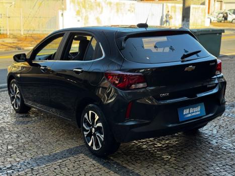 CHEVROLET Onix Hatch 1.0 12V 4P FLEX PREMIER 2 TURBO AUTOMTICO, Foto 6