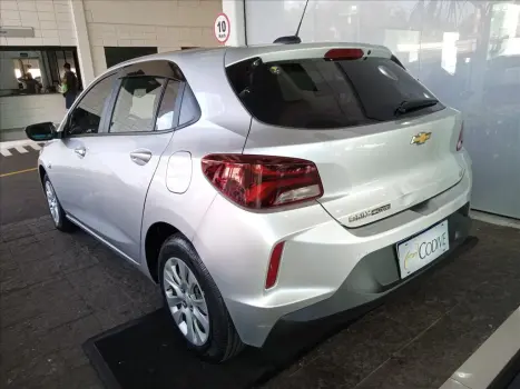 CHEVROLET Onix Hatch 1.0 4P FLEX LT, Foto 4