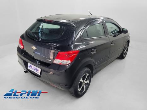 CHEVROLET Onix Hatch , Foto 3