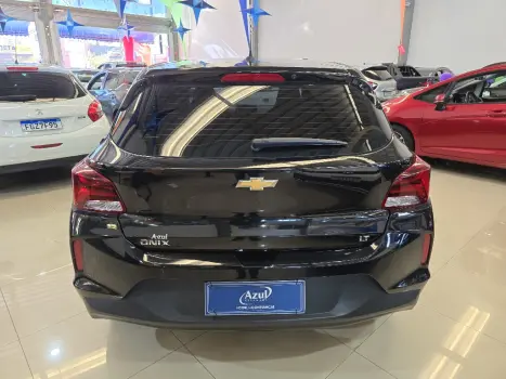 CHEVROLET Onix Hatch 1.0 4P FLEX LT TURBO, Foto 5