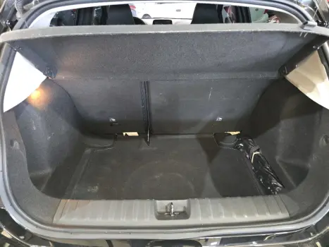 CHEVROLET Onix Hatch 1.0 4P FLEX LT TURBO, Foto 17